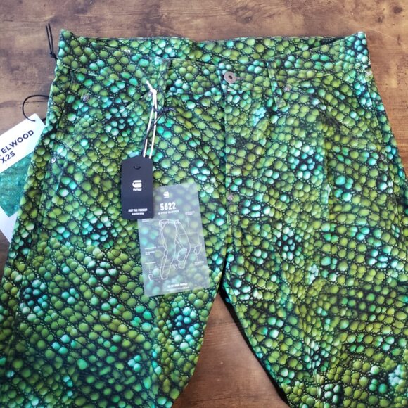 GStar RAW Green Elwood Pharrell 5622 Green Iguana Tape print 3D Tapered Jeans - Picture 1 of 12